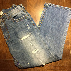 DISTRESSED AEROPOSTALE STRAIGHT LEG JEANS